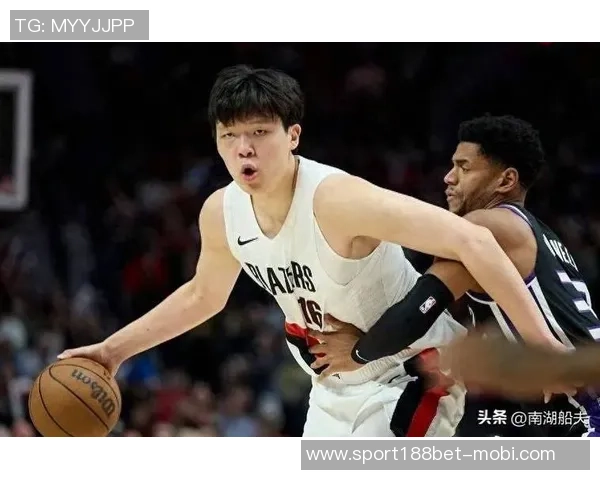 里斯压哨三分绝杀全场杨瀚森高举庆祝展现强大团队精神